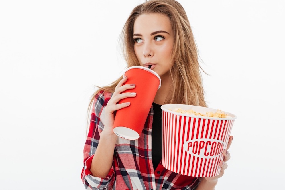 Alat Pembuat Popcorn Popcorn and girl