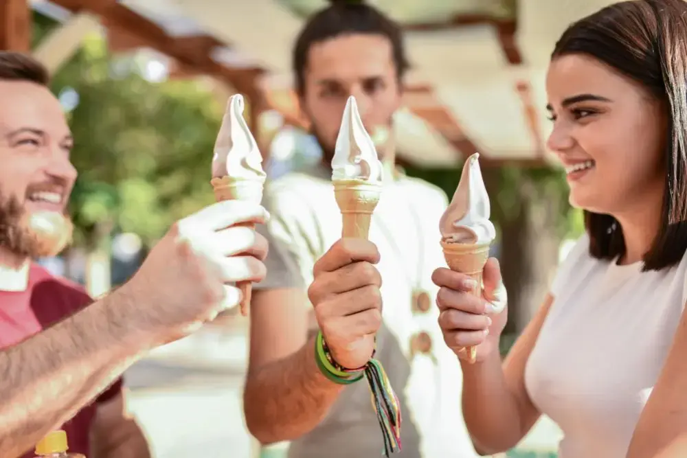 Makan Ice Cream
